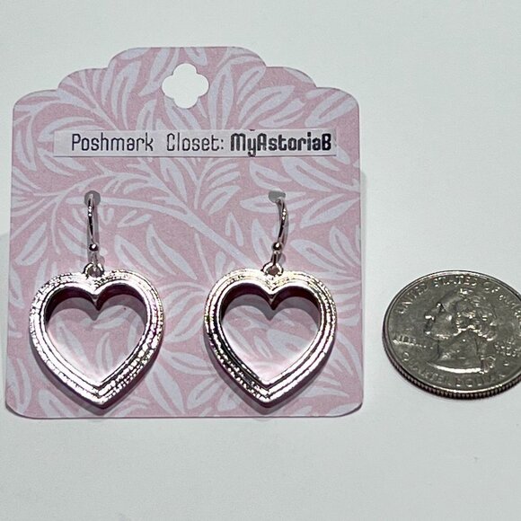 Layered Heart Earrings Silver Tone New Without Tags - Picture 1 of 3